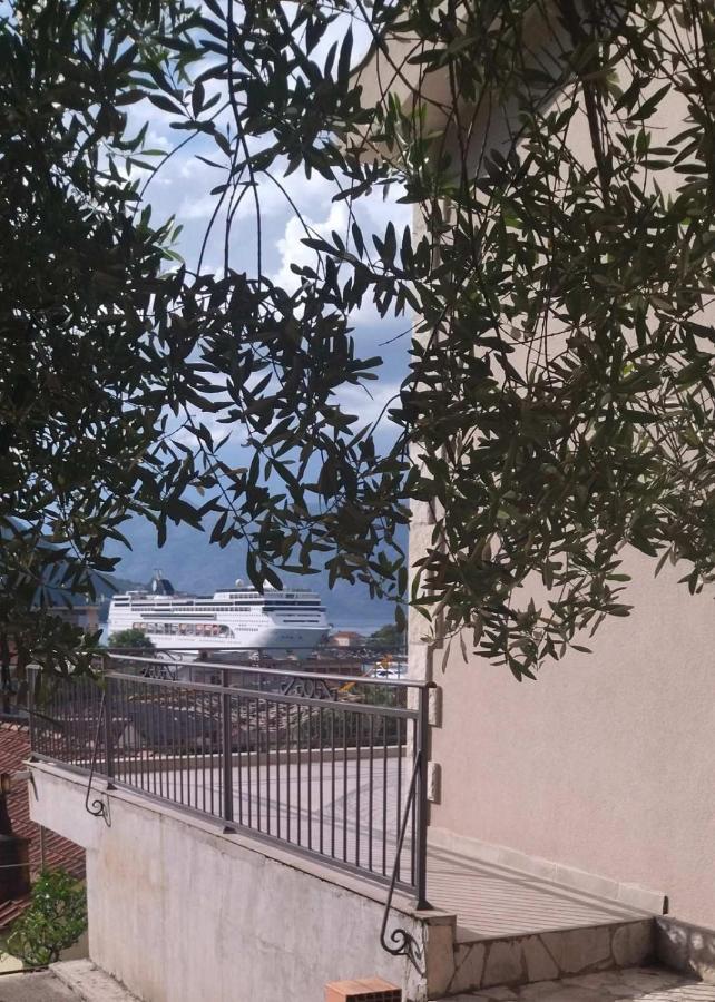 Guesthouse Nikoleta 2 Kotor Eksteriør bilde