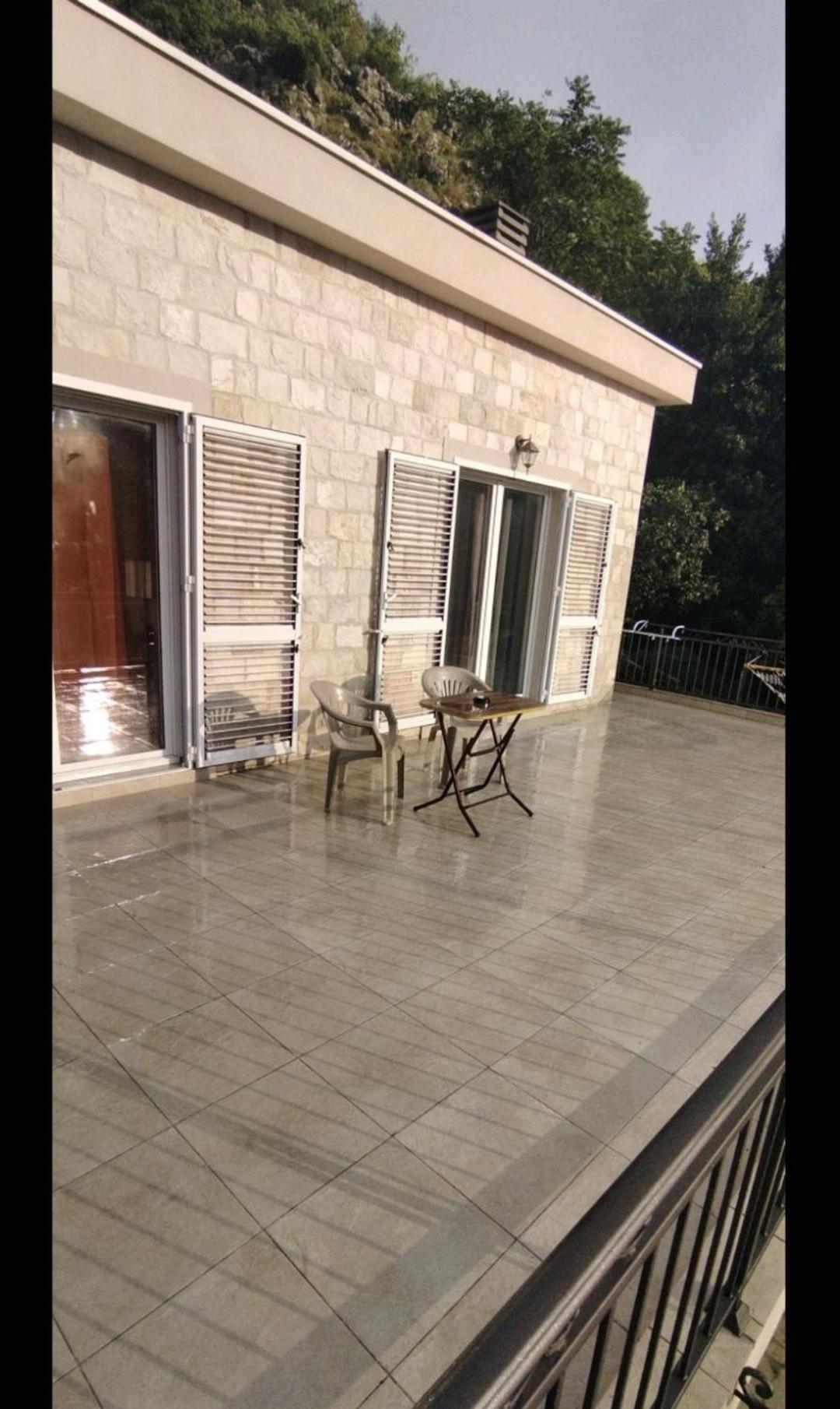 Guesthouse Nikoleta 2 Kotor Eksteriør bilde